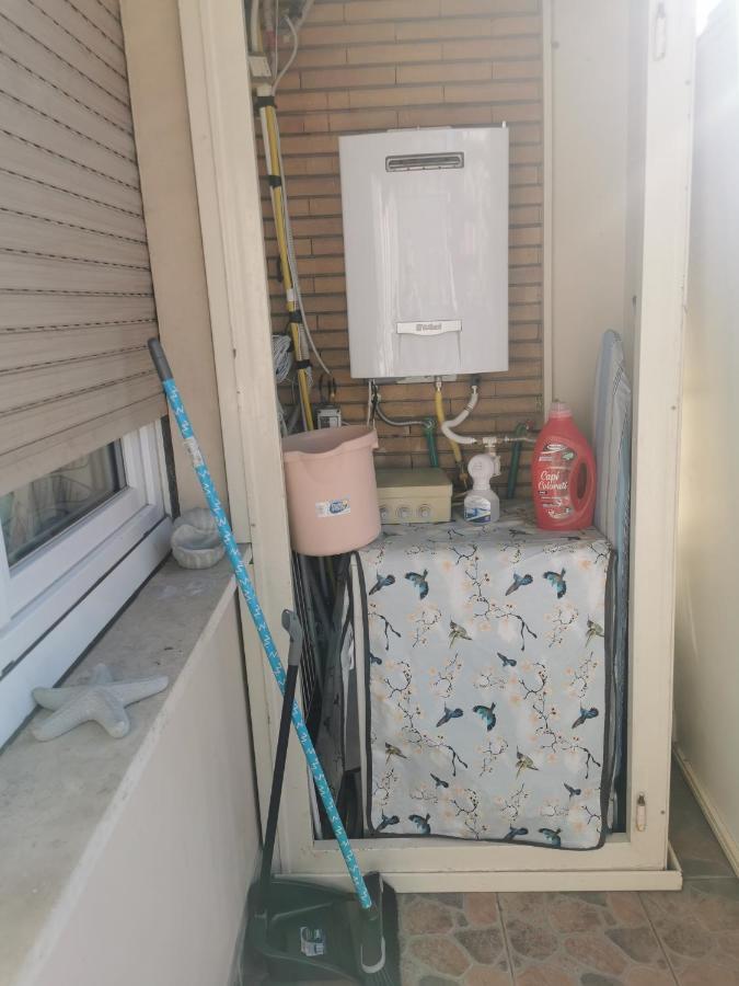 Apartamento Il Mare Di Delfy Lido di Ostia Exterior foto